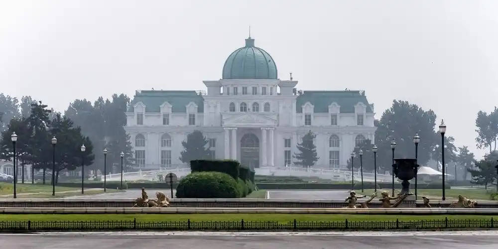 34 华彬庄园,北京昌平 br /> (2003年建成使用) br /> 华彬庄园占地