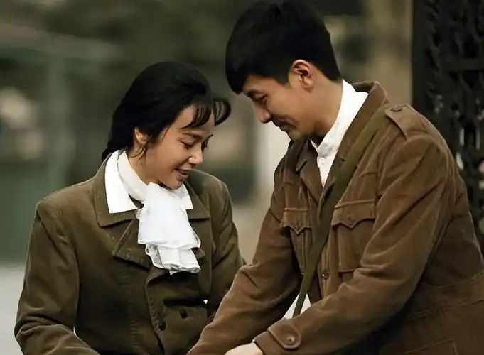 蒋雯丽包养风波再升级!为小鲜肉购置多套豪宅,多名男星被牵连