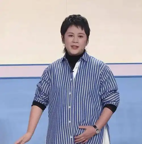 赶往工作现场而反观之沈腾的老婆王琦,在看完沈腾和马丽演完小品之后