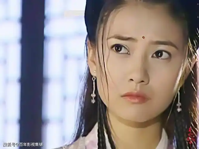 由两岸合拍,苏有朋饰演占股顽疾,贾静雯饰演赵敏,高圆圆饰演周芷若