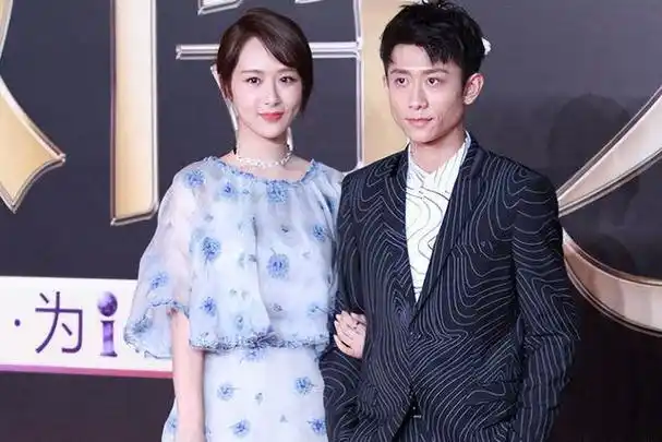 萌探探探案杨紫黄子韬合照(萌探探探案2发布海报)(5)