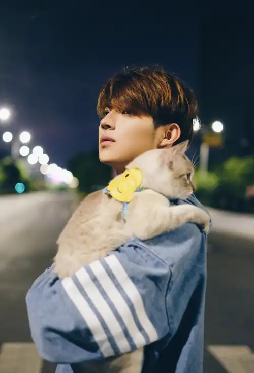 cosmos-徐鹤尼 #国民校草君# #校草# #暖男# #少年# #男神# #摄影