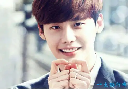 韩国男明星十大帅哥 宋仲基李钟硕你更喜欢谁