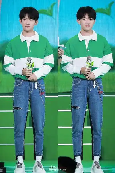 易烊千玺 #tfboys 康师傅绿茶南京见面会 高清