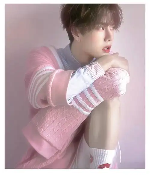 王一博同款衣服毛衣粉色v领宽松甜美慵懒风外穿针织衫中性女上衣