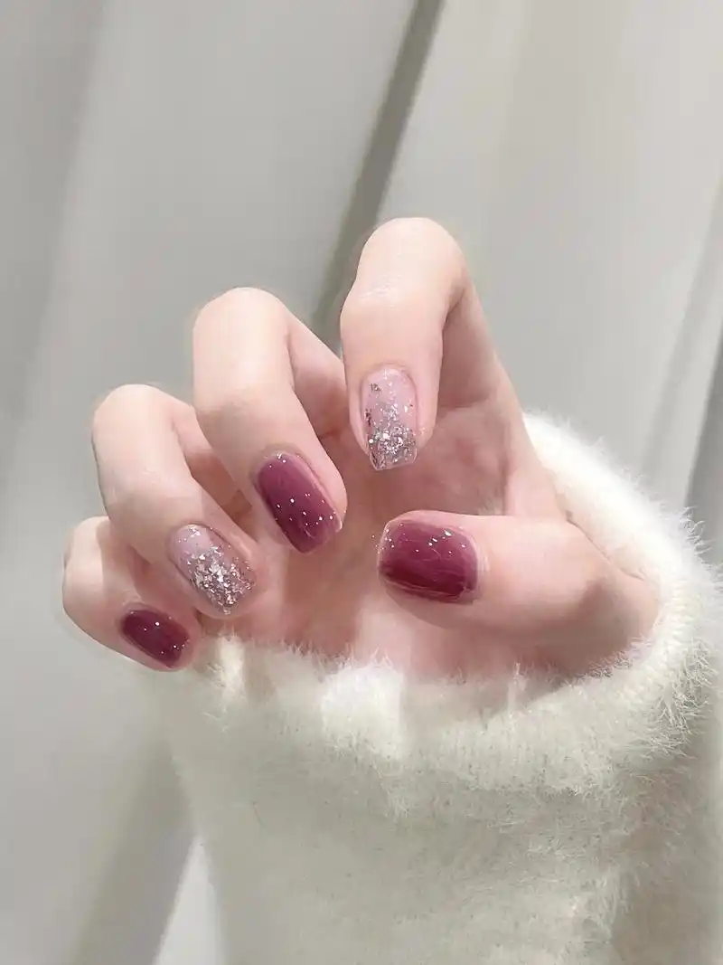 紫色.#抖音网红美甲 #美甲 #短指甲也可以这么美 #202 - 抖音