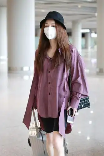 2020年5月25日,北京,姚笛机场街拍.