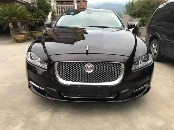 捷豹xjl报价多少?捷豹xj220是个什么车子?