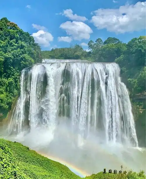 中国十大风景名胜(国内十大美丽壮观的瀑布)