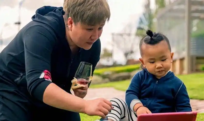 亲眼目睹父母因穷途潦倒分手,事业为重!_郭德纲_王惠_胡中惠