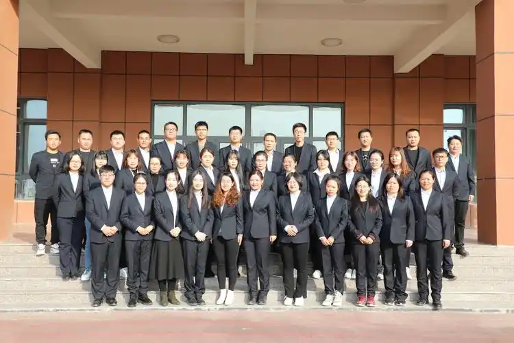 九年级集体教师合影