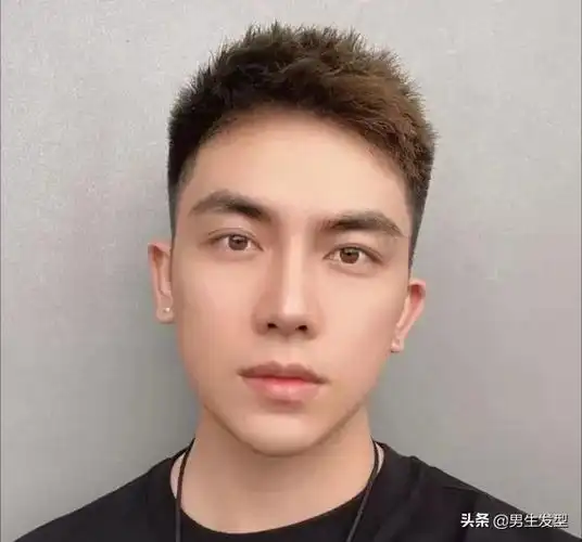 男生剪什么发型好看 男人帅气的剪头发型-诚智百科网