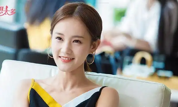 《爱我就别想太多》李一桐演绎,真爱不是别人馈赠,关键在自己__财经