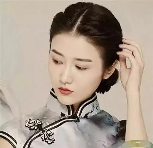 旗袍最美发型总有一款适合你