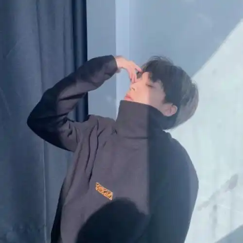 最新优质帅气阳光男生头像因太帅看了心就扑通扑通心动到不行