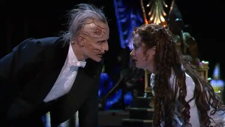 【猴姆独家】韦伯经典百老汇音乐剧#歌剧魅影#官摄全场大首播!