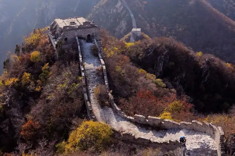 红叶季的箭扣长城