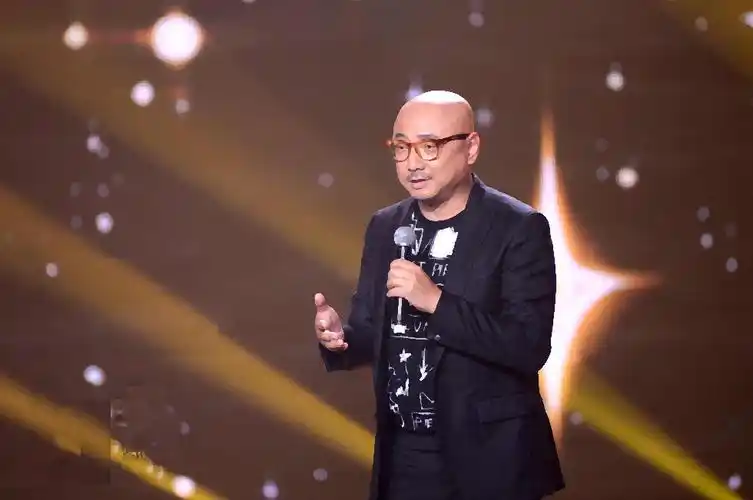 徐峥的有趣:一句话怼了半个娱乐圈,再用一句话圆回来.