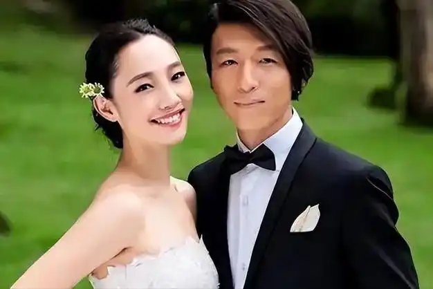 有一种"差距"叫白百何跟陈羽凡,离婚九年后,两人现状差太多