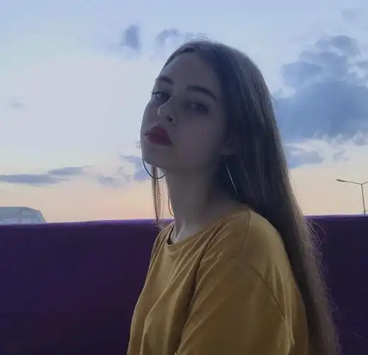 欧洲风欧美女孩聊天头像