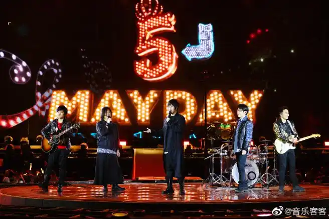 #五月天官宣鸟巢连开六场##五月天刷新鸟巢演唱会纪录#