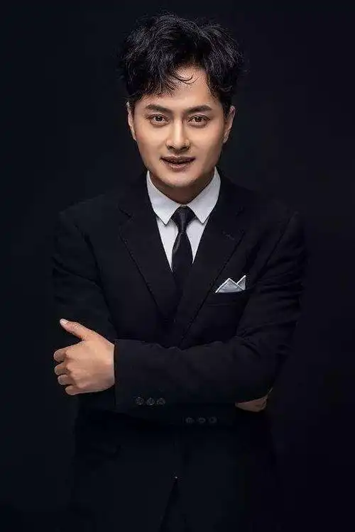 云飞个人资料,云飞个人资料高月-图片大观-奇异网