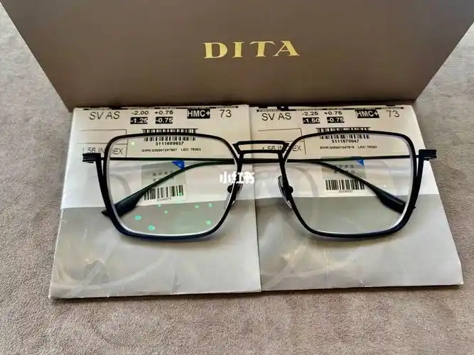 一款蒸汽朋克风的眼镜黑色百搭款