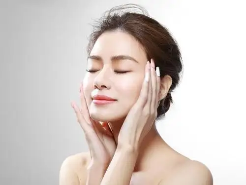 青春焕颜美白嫩肤爆款——光子嫩肤