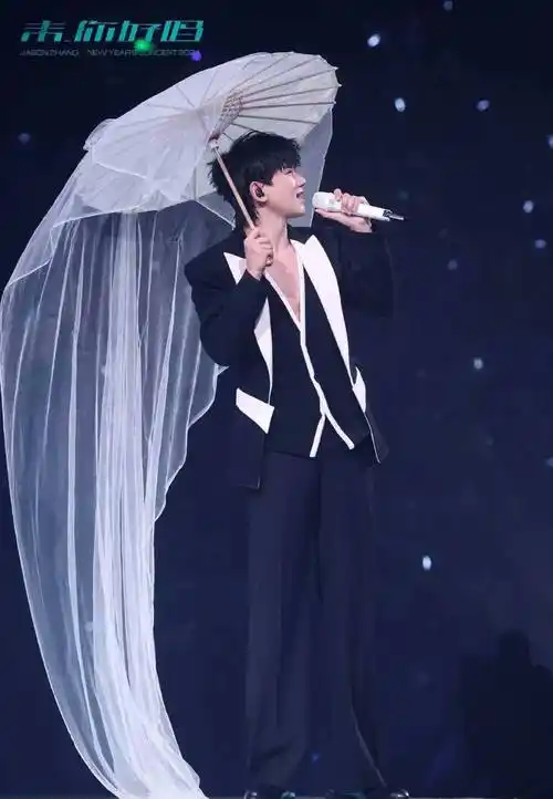 娱乐快讯二十条:王一博杨紫成毅肖战张艺兴胡歌张杰白鹿张颂文等_表演