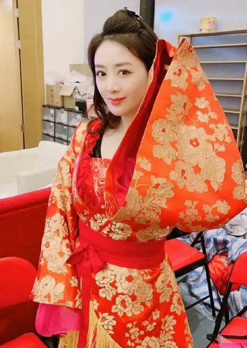 小李琳:凭杜冰雁爆红,嫁给经超被宠成公主,最终上错花轿嫁对郎