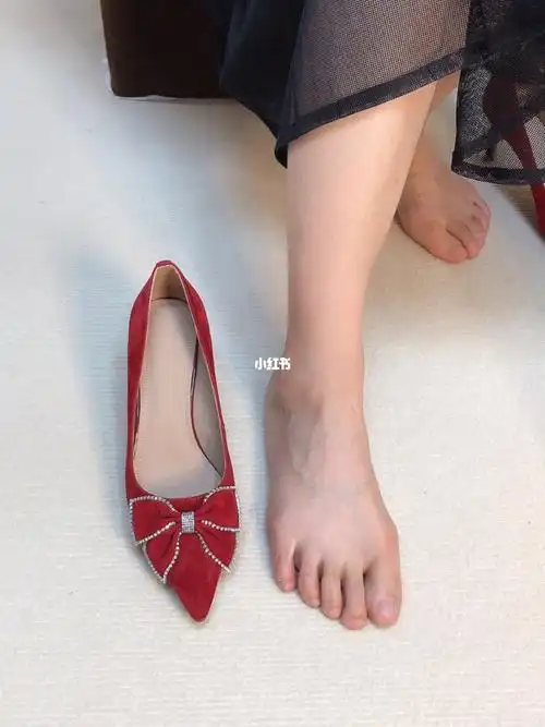 脚宽cm78就是这双红色高跟鞋好看又好穿