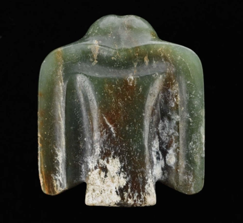 新石器时期 红山文化鸟形玉佩二 美国波士顿美术馆藏