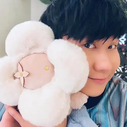 林俊杰是可爱的企鹅宝宝吖