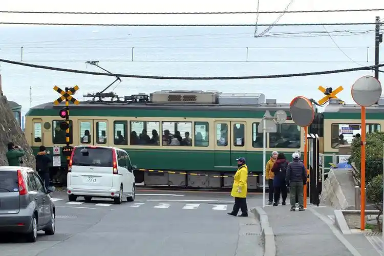 镰仓瞎逛#镰仓  #镰仓电铁  #日本旅游