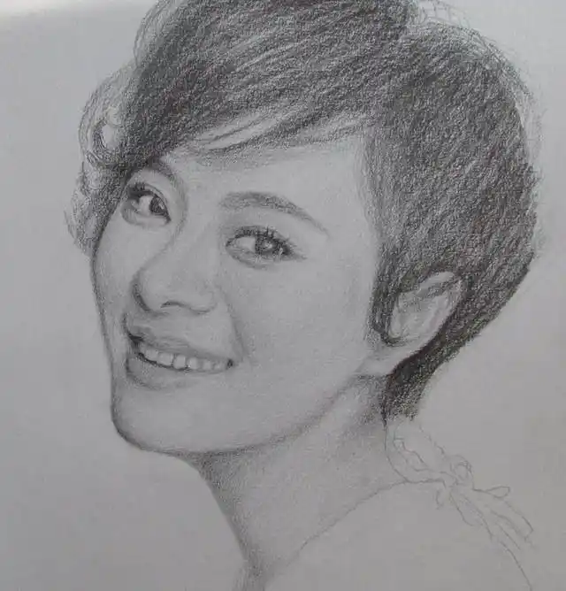 13个当红女明星素描,杨幂最美,赵丽颖最可爱,姚晨和她太丑了吧