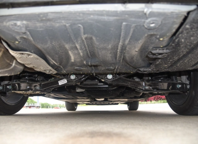 大众速腾底盘悬挂