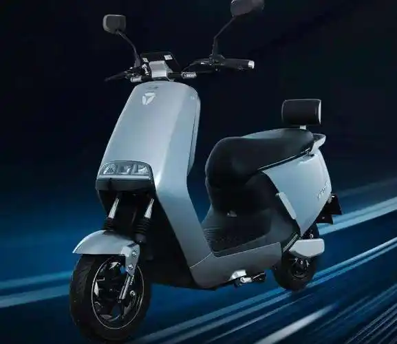 还是接送孩子上学放学,都是不错的选择作为电动车品牌两大巨头,雅迪和