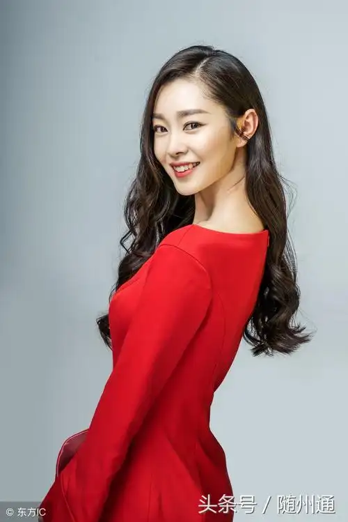 袁姗姗,陈数,袁泉,曾黎等观众熟知的美女明星演员,然而宋轶在艺术