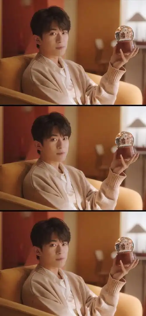 多彩壁纸717期|易烊千玺拼接壁纸 高清壁纸无水印