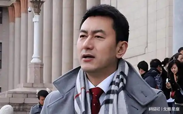 低调17年比嫁入豪门还幸福|鲁健|播音员|大明星|中国中央电视台_网易