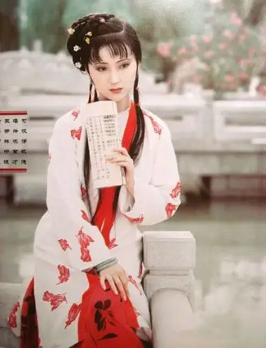 [剧照]1987版央视电视剧《红楼梦》_林黛玉