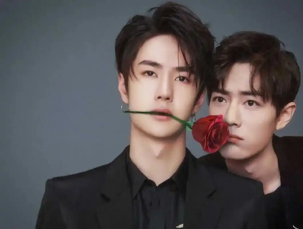 uniq-王一博 @肖战  - 抖音