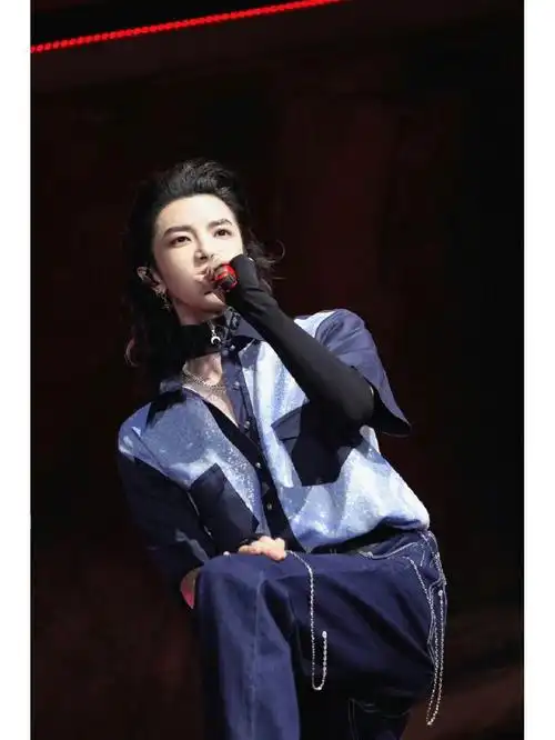 华晨宇《变相怪杰》