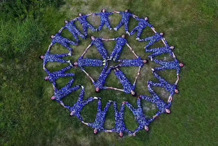 赢力团队造型美篇