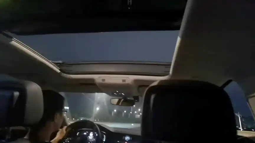 创作的灵感 #车窗外 #城市的夜晚