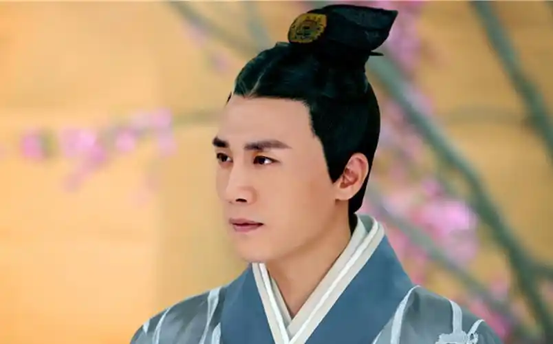 "长安第一美男"杜淳携父返乡