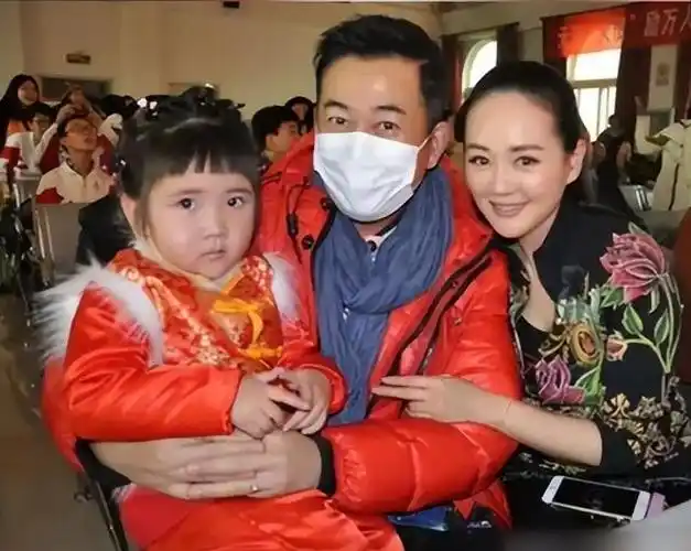 王志飞个人资料简介_王志文个人资料简介简历-天晟网