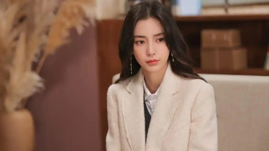 杨颖事件已有结论?常驻综艺镜头全被删,或只是"惩罚"的开始!_腾讯新闻