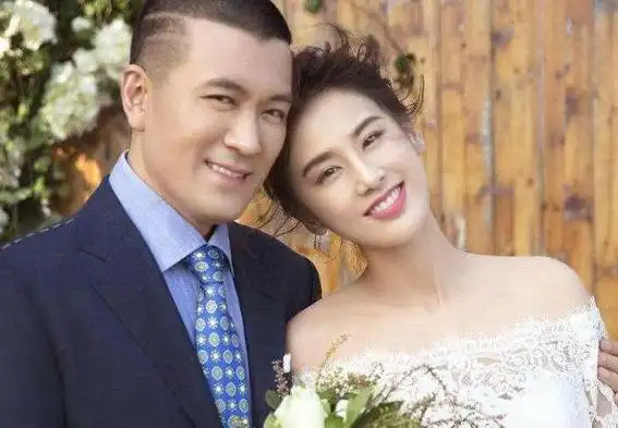 2021/4/25 11:26:39黄圣依老公是谁 黄圣依和老公杨子是怎么认识在一