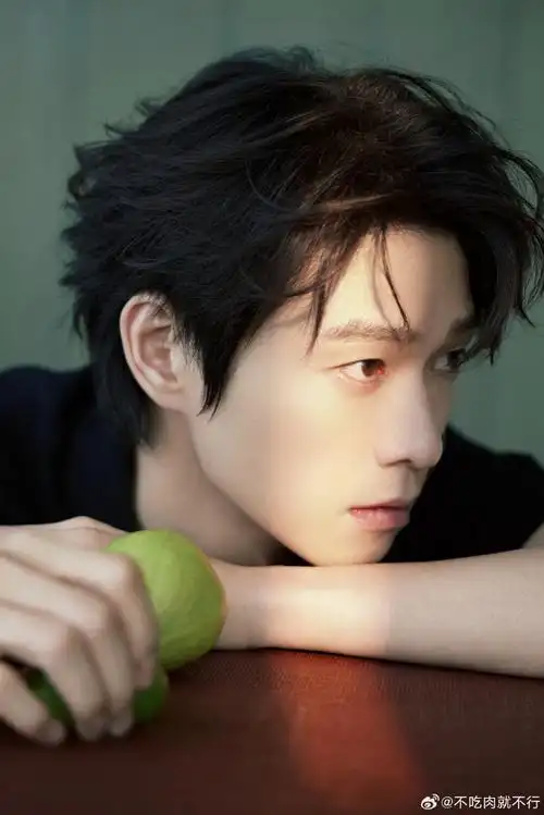 不讨好的勇气#wdx#魏大勋史野#    每一个人都可以成为生活中的阳光